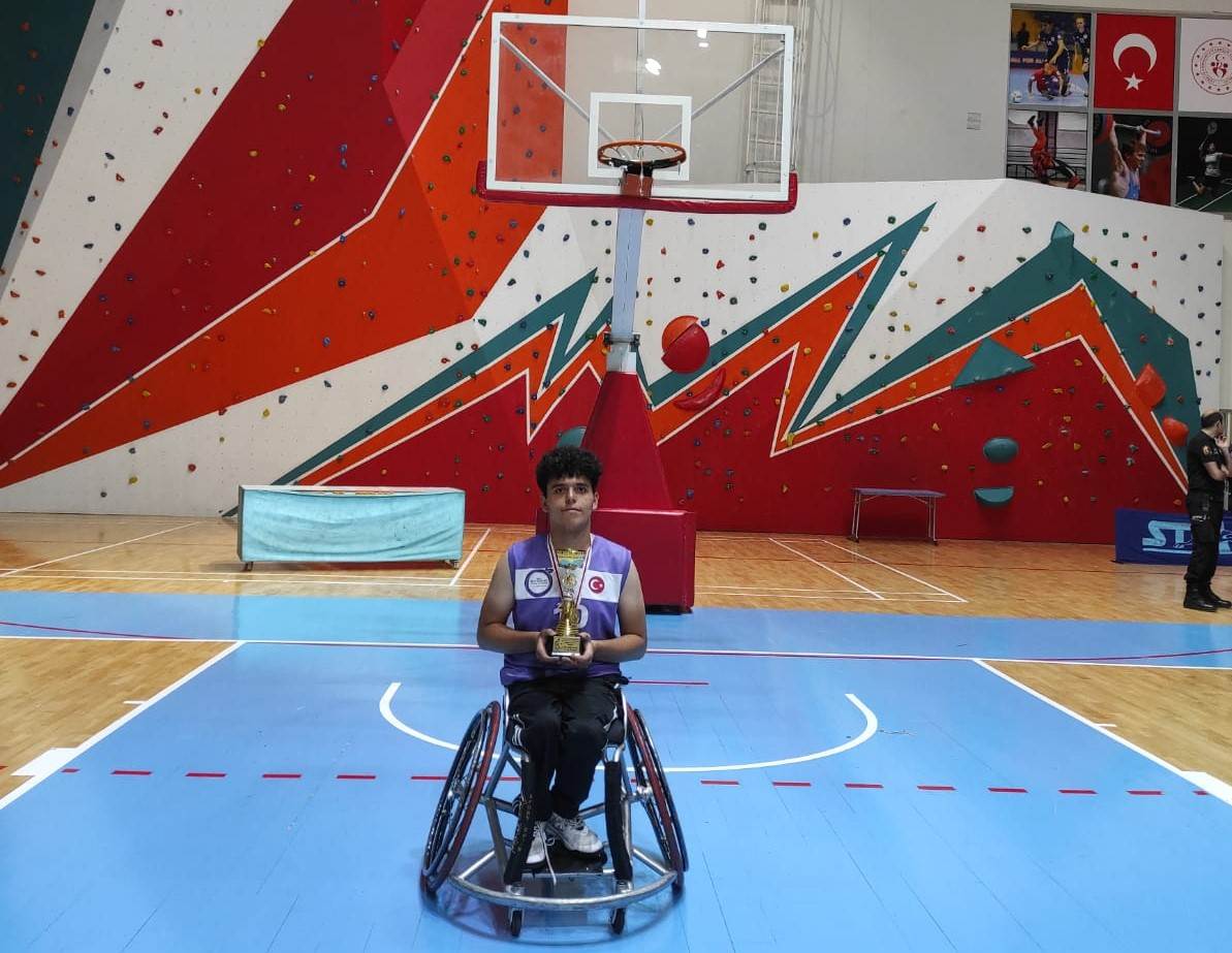 YETENEKLİ SPORCU GÖKPUR, MİLLİ TAKIM KAMPINA DAVET EDİLDİ